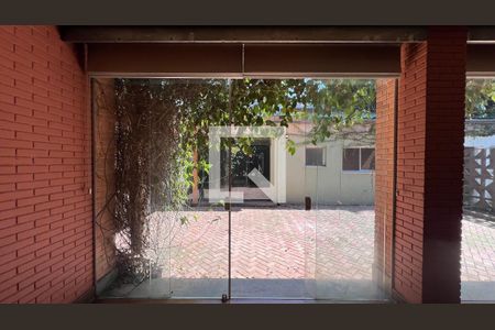 Casa à venda com 450m², 4 quartos e 4 vagasQuintal