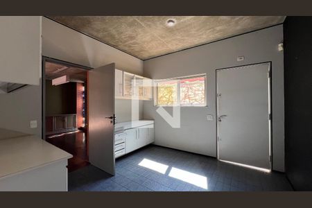 Casa à venda com 450m², 4 quartos e 4 vagasCopa