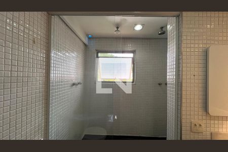 Casa à venda com 450m², 4 quartos e 4 vagasBanheiro da Suíte 1