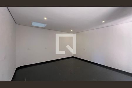 Casa à venda com 450m², 4 quartos e 4 vagasEdicula