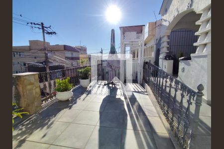 Casa à venda com 300m², 5 quartos e 2 vagas Casa à venda com 300m², 5 quartos e 2 vagasÁrea comum