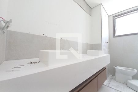 Apartamento à venda com 153m², 3 quartos e 3 vagasBanheiro da Suíte