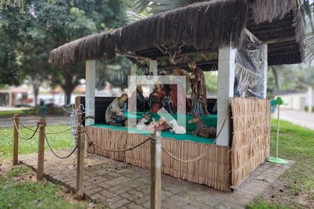 Casa de condomínio para alugar com 187m², 4 quartos e 1 vagaÁrea comum