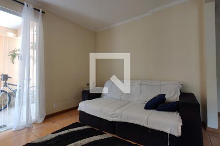 Sala de casa de condomínio para alugar com 4 quartos, 187m² em Taquara, Rio de Janeiro