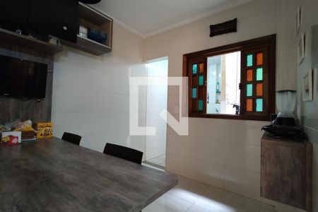 Casa de condomínio para alugar com 187m², 4 quartos e 1 vagaCozinha 