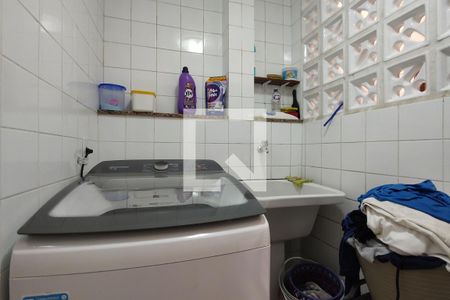 Casa de condomínio para alugar com 187m², 4 quartos e 1 vagaÁrea de Serviço