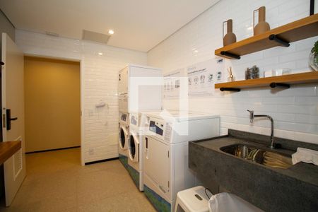 Apartamento para alugar com 64m², 2 quartos e 1 vagaÁrea Comum - Lavanderia