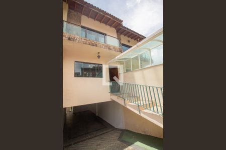 Casa à venda com 126m², 2 quartos e 3 vagasFachada