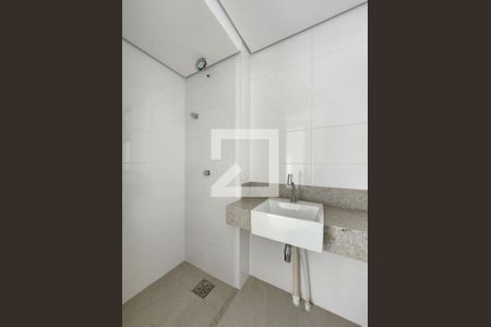 Banheiro Social de apartamento à venda com 3 quartos, 79m² em Serra, Belo Horizonte