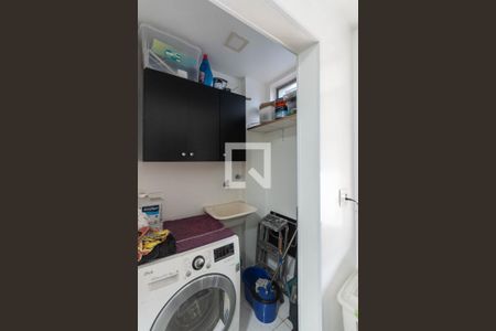 Apartamento à venda com 68m², 2 quartos e 1 vagaÁrea de Serviço