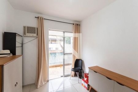 Apartamento à venda com 68m², 2 quartos e 1 vagaQuarto