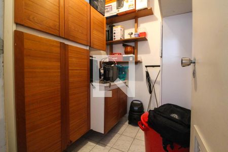 Apartamento para alugar com 96m², 3 quartos e sem vagaQuarto de Serviço