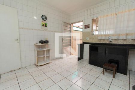 Casa para alugar com 94m², 2 quartos e 1 vagaCozinha