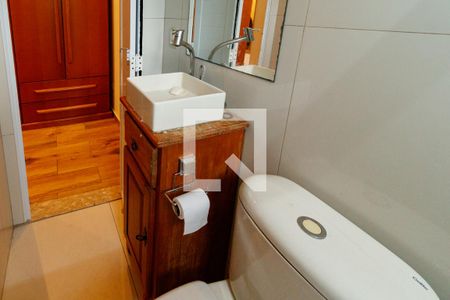 Casa à venda com 300m², 3 quartos e 3 vagasBanheiro do Quarto 3