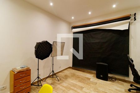 Casa à venda com 300m², 3 quartos e 3 vagasQuarto de Serviço