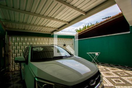 Casa à venda com 72m², 4 quartos e 2 vagas Casa à venda com 72m², 4 quartos e 2 vagasGaragem