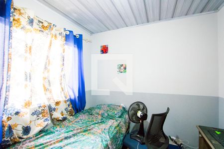 Casa à venda com 72m², 4 quartos e 2 vagas Casa à venda com 72m², 4 quartos e 2 vagasQuarto 4