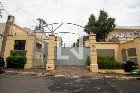 Casa à venda com 450m², 5 quartos e 3 vagasFachada do Condomínio