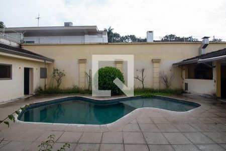 Casa à venda com 450m², 5 quartos e 3 vagasPiscina