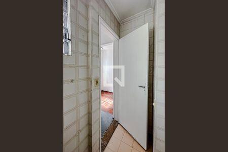 Casa à venda com 56m², 3 quartos e 1 vagaBanheiro