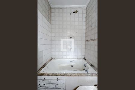 Casa à venda com 56m², 3 quartos e 1 vagaBanheiro