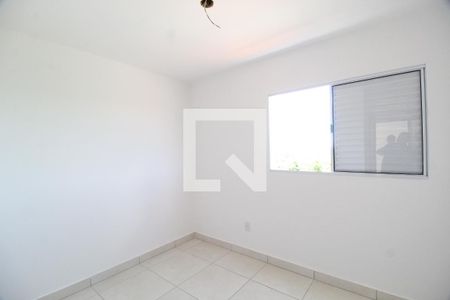 Quarto 1 de apartamento para alugar com 2 quartos, 45m² em Shopping Park, Uberlândia