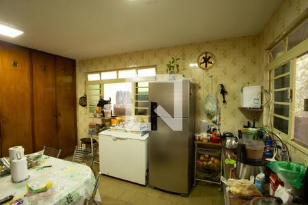 Casa à venda com 250m², 3 quartos e 2 vagasCOZINHA