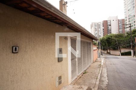 Casa à venda com 250m², 3 quartos e 2 vagasFACHADA