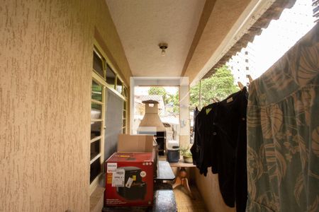 Casa à venda com 250m², 3 quartos e 2 vagasÁREA DE SERVIÇO