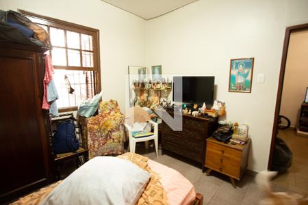 QUARTO 1 de casa à venda com 3 quartos, 250m² em Chora Menino, São Paulo