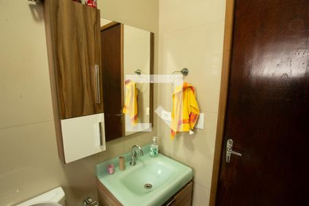 Casa à venda com 250m², 3 quartos e 2 vagasBANHEIRO