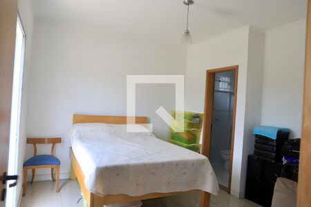 Casa à venda com 190m², 3 quartos e 2 vagasSuíte 2