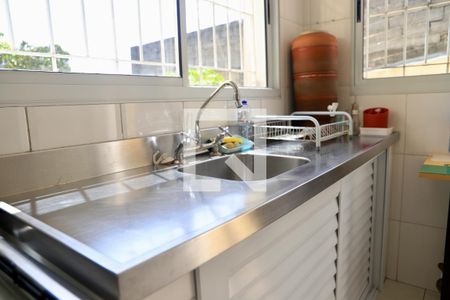 Casa à venda com 190m², 3 quartos e 2 vagasCozinha