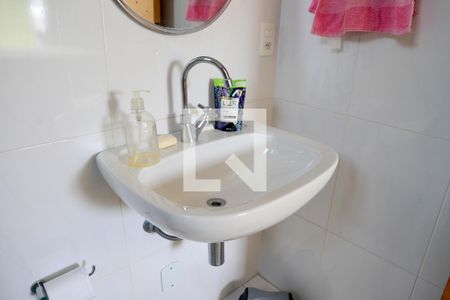 Casa à venda com 190m², 3 quartos e 2 vagasBanheiro da Suíte 2