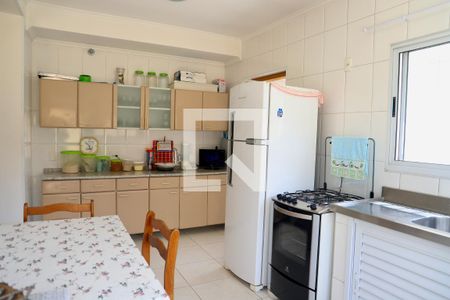 Casa à venda com 190m², 3 quartos e 2 vagasCozinha