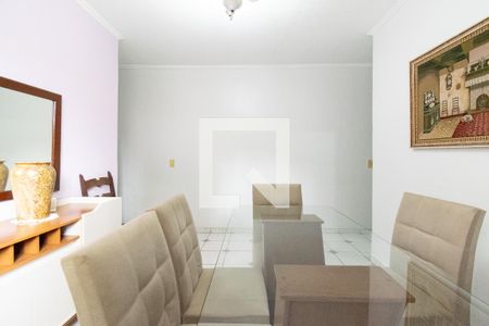 Casa à venda com 350m², 4 quartos e 4 vagas Casa à venda com 350m², 4 quartos e 4 vagasSala de Jantar