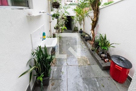 Casa à venda com 350m², 4 quartos e 4 vagas Casa à venda com 350m², 4 quartos e 4 vagasÁrea de Serviço