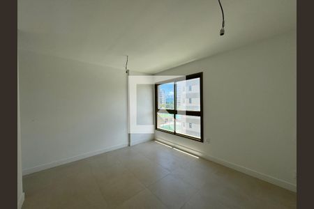 Apartamento à venda com 187m², 4 quartos e 3 vagas Apartamento à venda com 187m², 4 quartos e 3 vagasQuarto 1