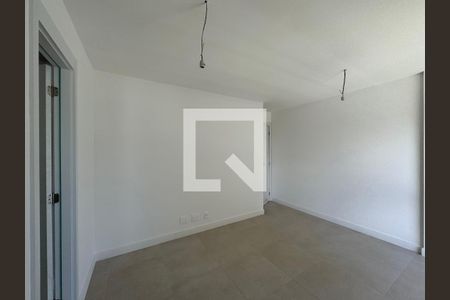 Apartamento à venda com 187m², 4 quartos e 3 vagas Apartamento à venda com 187m², 4 quartos e 3 vagasSuíte 2