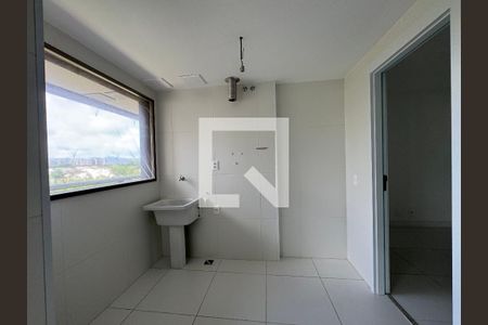 Apartamento à venda com 187m², 4 quartos e 3 vagas Apartamento à venda com 187m², 4 quartos e 3 vagasCozinha e Área de Serviço
