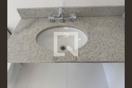 Apartamento à venda com 187m², 4 quartos e 3 vagas Apartamento à venda com 187m², 4 quartos e 3 vagasSuíte 2 - Banheiro