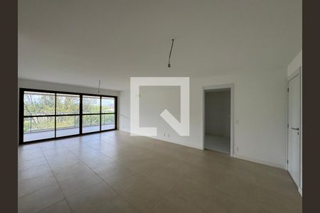 Apartamento à venda com 187m², 4 quartos e 3 vagas Apartamento à venda com 187m², 4 quartos e 3 vagasSala