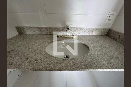 Apartamento à venda com 124m², 3 quartos e 2 vagasSuíte - Banheiro