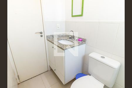 Apartamento para alugar com 60m², 2 quartos e 2 vagas Apartamento para alugar com 60m², 2 quartos e 2 vagasBanheiro da Suíte