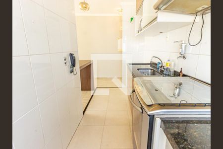 Apartamento para alugar com 60m², 2 quartos e 2 vagas Apartamento para alugar com 60m², 2 quartos e 2 vagasCozinha