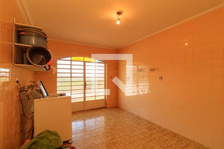 Casa à venda com 300m², 3 quartos e 5 vagasÁrea de Serviço