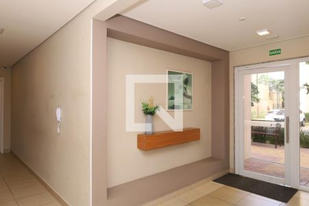 Apartamento para alugar com 38m², 2 quartos e 1 vagaÁrea comum - Saguão do prédio