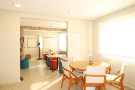 Apartamento para alugar com 38m², 2 quartos e 1 vagaÁrea comum - Salão de festas