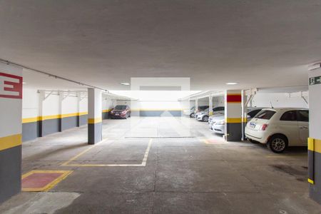 Apartamento à venda com 160m², 3 quartos e 1 vaga Apartamento à venda com 160m², 3 quartos e 1 vagaGaragem