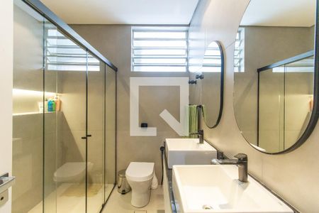 Apartamento à venda com 160m², 3 quartos e 1 vaga Apartamento à venda com 160m², 3 quartos e 1 vagaBanheiro da Suíte